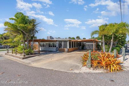 6203 Ridgewood Avenue, Cocoa Beach, Florida 32931, USA