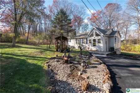 6 Tina Lane, Mertztown, Pennsylvania 19539, Estados Unidos