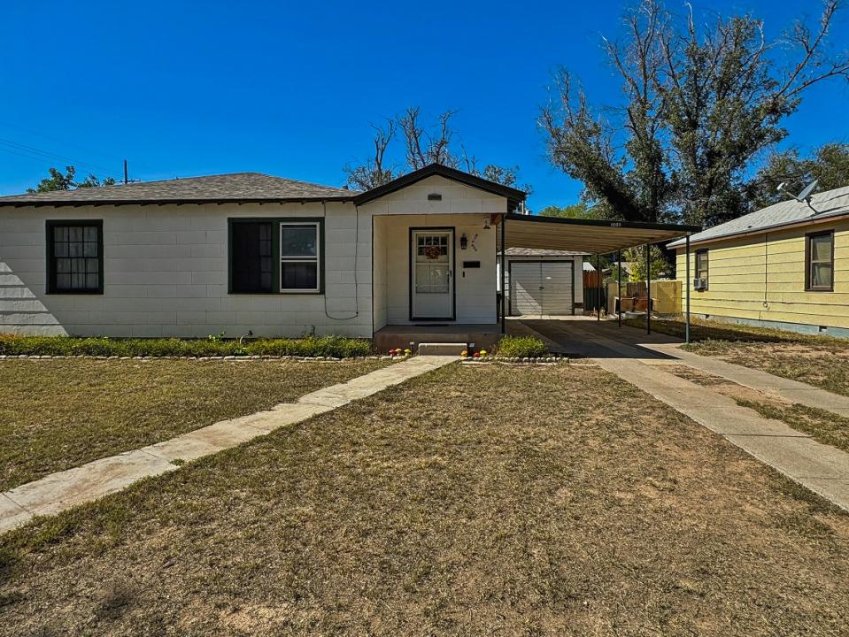 1003 N Edward Street, Carlsbad, New Mexico 88220, HOA KỲ