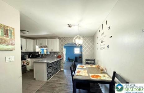 2413 S Church Street, Allentown City, Pensilvania 18103, Estados Unidos