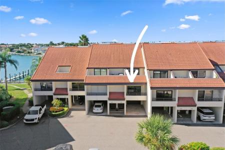 132 1st St. E. #104, St. Petersburg, Floride 33715, États-Unis