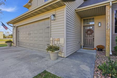 707 E 13th St., Washington, Iowa 52353, USA