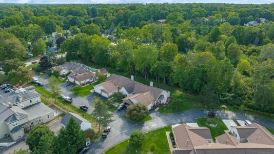 70135 Whitetail, Romeo, Michigan 48065, Estados Unidos