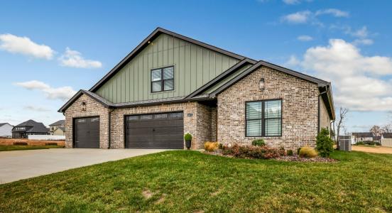 2477 Ellsworth Drive, Clarksville, Tennessee 37043