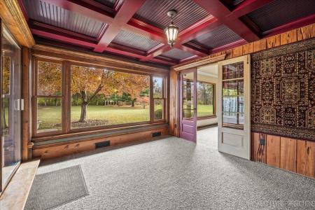 522 Kingsway Drive, Aurora, Illinois 60506