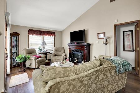 1116 Sherman Drive, Greenwood, Indiana 46143, Stati Uniti