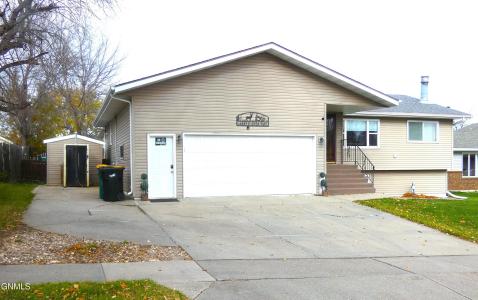 1824 Longley Avenue, Bismarck, ND 58501, USA