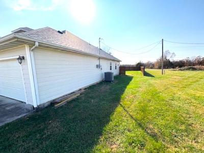 9945 Lawrence 2239, Monett, Missouri 65708, États-Unis