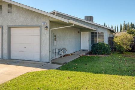 230 Ventanas Avenue, Oakdale, California 95361