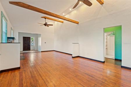 2451 2nd Avenue N, St Petersburg, Florida 33713