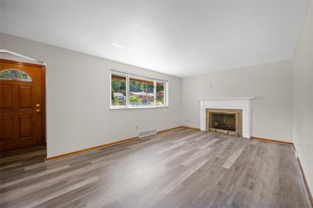 5123 S Passage Dr, Pittsburgh, Pennsylvania 15236