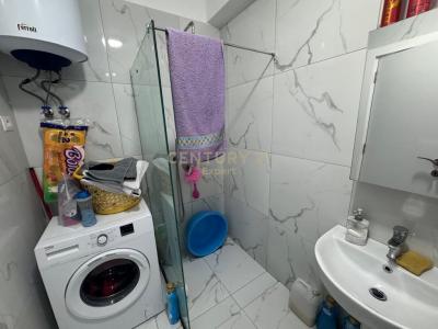 Spitali QSUT (Nënë Tereza), Tirana, Albania