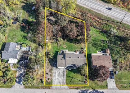 16 FIRST STREET, Orillia, 安大略省 L3V 4A9, 加拿大