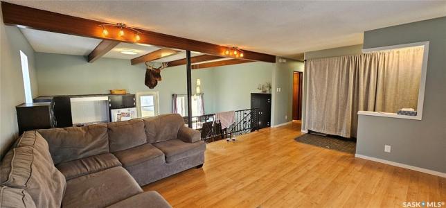 1010 104TH AVENUE, Tisdale, ססקצ'ואן S0E 1T0, קנדה 