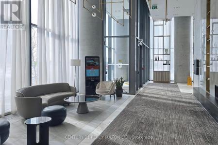 5 BUTTERMILL AVENUE, Vaughan (vaughan Corporate Centre), Ontario L4K 0H9, Canada