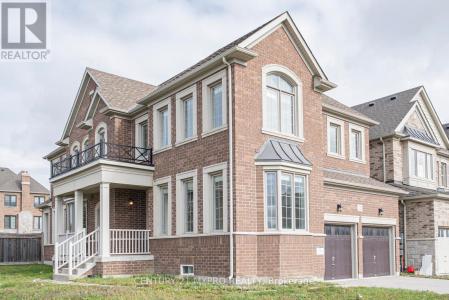 2 MANOR HAMPTON STREET, East Gwillimbury (sharon), Ontario L9N 0R1, Canadá