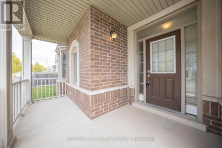 2 MANOR HAMPTON STREET, East Gwillimbury (sharon), Ontario L9N 0R1, Canadá
