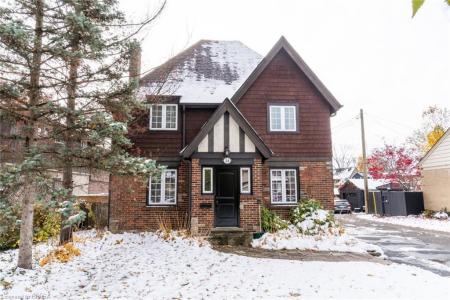 24 LINCOLN AVENUE, Brantford, אונטריו N3T 4S4, קנדה 