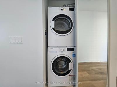 898 PORTAGE PARKWAY, Vaughan, Ontario L4K 0J6, Kanada