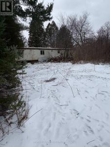15557 DIXON ROAD, South Stormont, Ontario K0C 1R0, Canada