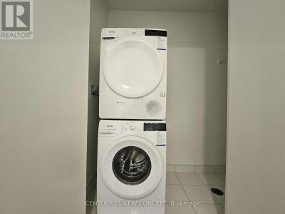 8 INTERCHANGE WAY, Vaughan (vaughan Corporate Centre), 安大略省 L4K 5Z7, 加拿大