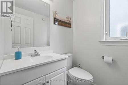 1208 IRIS DRIVE, Kingston (city Northwest), 安大略省 K7P 0H6, 加拿大