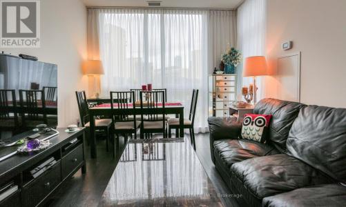 66 FOREST MANOR ROAD, Toronto (henry Farm), Ontario M2J 0B7, Canadá