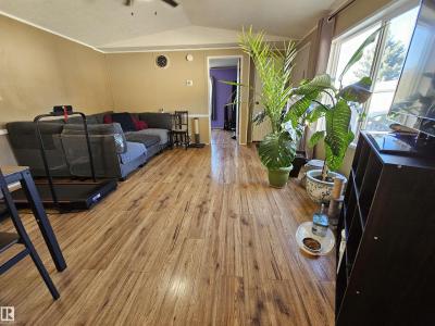 84 305 CALAHOO ROAD NW, Spruce Grove, Alberta T7X 3K7, Kanada