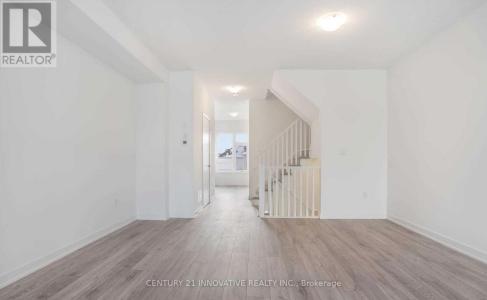 3079 CHERRY BLOSSOM CMN, Burlington (alton), Ontario L7M 0H8, Canada