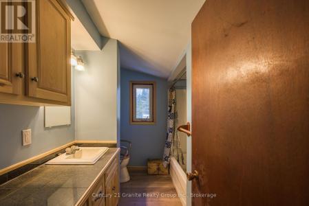 1309 NILA ROAD, Dysart Et Al (guilford), Ontario K0M 1S0, CANADÁ