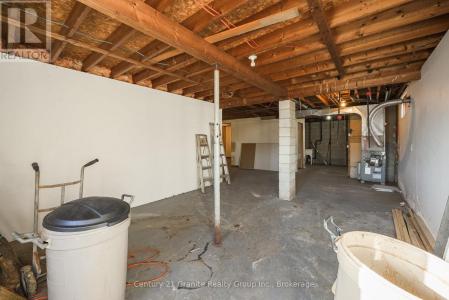 1309 NILA ROAD, Dysart Et Al (guilford), Ontario K0M 1S0, CANADÁ