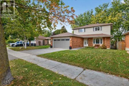 32 NORTHGATE DRIVE, Bradford West Gwillimbury (bradford), אונטריו L3Z 2H5, קנדה