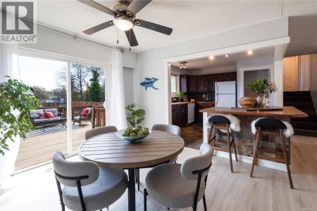 2112 BOXWOOD ROAD, Nanaimo, Colúmbia Britânica V9S 5T4, Canadá