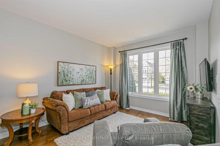 3 CHELTONWOOD COURT, East Gwillimbury, 安大略省 L0G 1M0, 加拿大