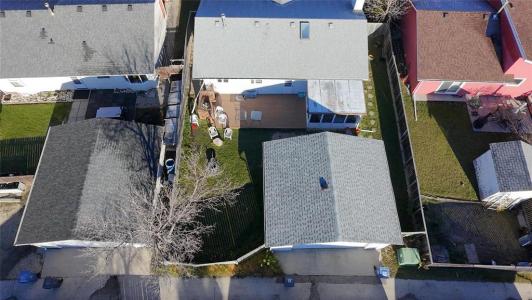 1190 CHANCELLOR DRIVE, Winnipeg, مانيتوبا R3T 4H9, كندا 