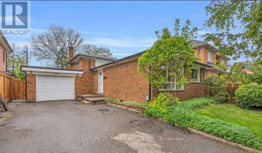 42 SCARBORO CRESCENT, Toronto (highland Creek), Ontario M1M 2J4, Canada