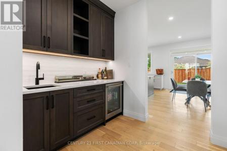 162 PRINCETON TERRACE, London South (south K), Ontario N6K 0L5, Canada