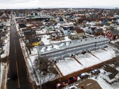384 QUEEN STREET, Charlottetown, プリンスエドワード島 C1A 4E1, カナダ