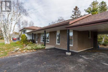 44 BURNS AVENUE, Quinte West (sidney Ward), 온타리오주 K8R 1G2, 캐나다