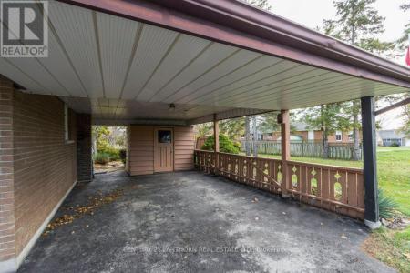 44 BURNS AVENUE, Quinte West (sidney Ward), 온타리오주 K8R 1G2, 캐나다