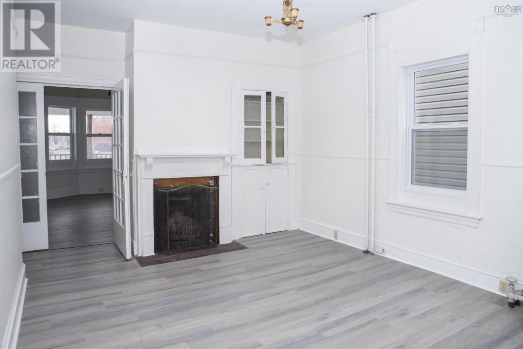 31 FORBES COURT, Sydney, Nueva Escocia B1P 5Y4, Canadá