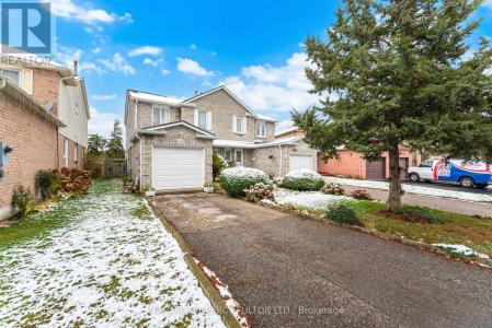 1399 ANTON SQUARE, Pickering (liverpool), Ontario L1V 5T5, Canada