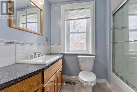 75 BONNECHERE ST STREET EAST, Bonnechere Valley, Ontario K0J 1T0, Kanada