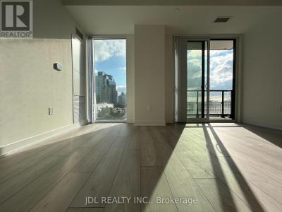 5858 YONGE ST STREET, Toronto (newtonbrook West), אונטריו M2M 3T3, קנדה 