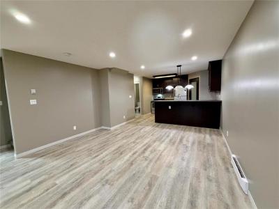 1521 10TH STREET, Brandon, Манитоба R7A 4H8, Канада