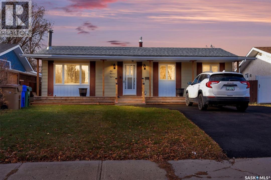 118 MCSHERRY CRESCENT, Regina, Saskatchewan S4T 7B8, CANADÁ