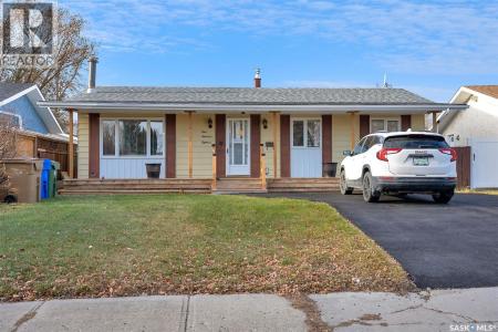 118 MCSHERRY CRESCENT, Regina, Saskatchewan S4T 7B8, CANADÁ