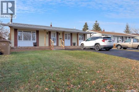 118 MCSHERRY CRESCENT, Regina, Saskatchewan S4T 7B8, CANADÁ
