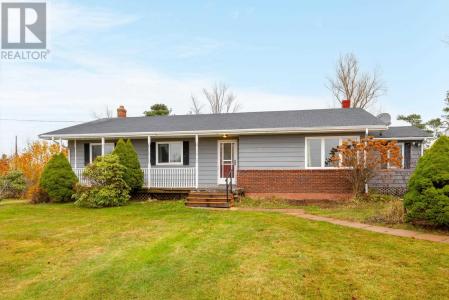 8 MACLAUCHLAN ROAD, West Covehead, Prince Edward Island C0A 1P0, Canada