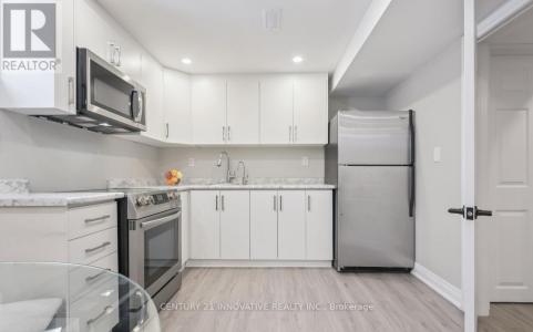 1151 LINDSAY DRIVE, Oakville (qe Queen Elizabeth), Ontario L6M 3B7, Canada